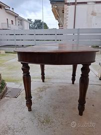 tavola in noce chiusa 130x80 x80