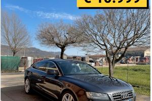 Audi A5 2.0 Automatico - Cerchi Nuovi e Vetri Neri
