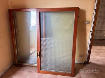 Stock Serramenti in Legno con Vetrocamera