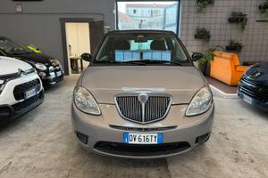 Lancia Ypsilon 1.2 Oro