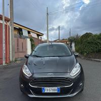 Ford Fiesta 1.5 TDCi 75CV 5 porte Titanium