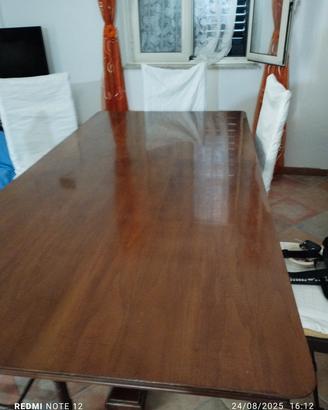 tavolo e sedie 
