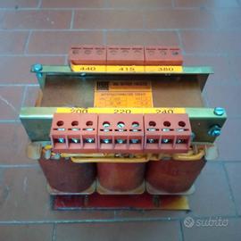 Autotrasformatore trifase