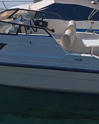 Natante cabinato 6 posti