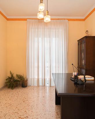 Appartamento -Zona Piazza S.Luigi- 3Vani. garage