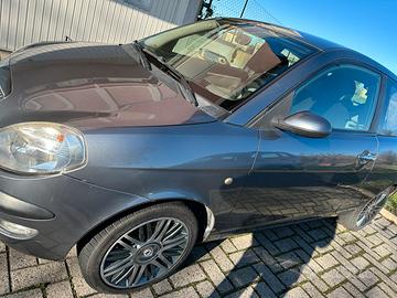 Venedo lancia ypsilon 1.3 multijet 2006