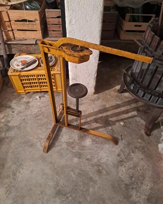 Tappatrice manuale