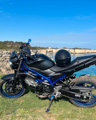 moto Suzuki sv 650 abs del 2021