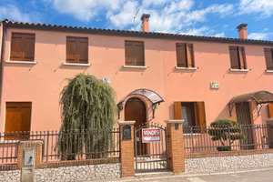 Porzione di casa storica