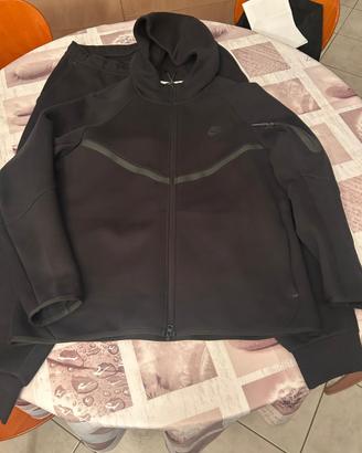 Tuta tech nike uomo