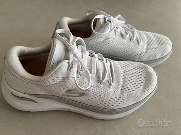 Skechers Arch Fit bianche 37