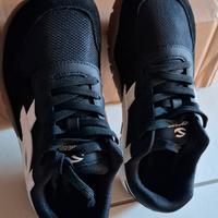 Scarpe nere Hobibear taglia 37
