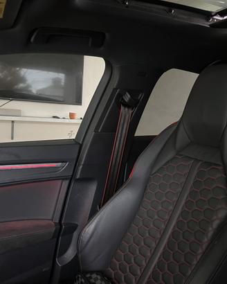 Audi rsq3