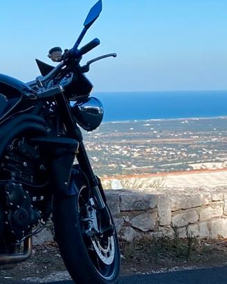 Speed Triple 1050 R