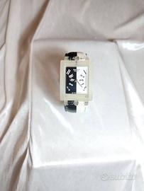 Orologio Swatch Turnover Ubiquity, bianco e nero