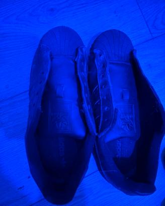 Scarpe adidas senza lacci
