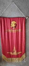 stendardo Lenin 