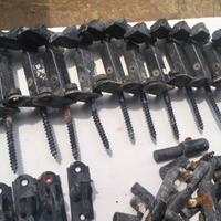 Ferramenta usata per Persiane e Finestre 