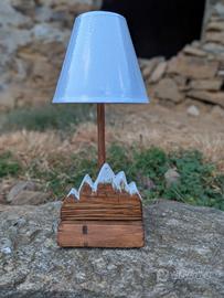 lampada artigianale in larice montano