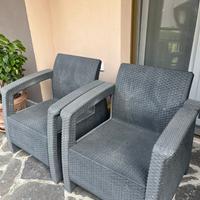 Poltrone con Tavolino