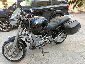 Moto BMW R850R