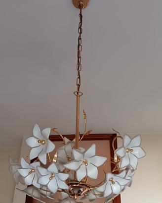 Lampadario in metallo e vetroceramica