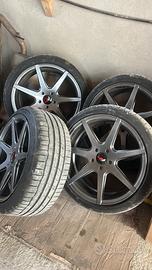Japan racing 18x8.5 et 30 5x110(giulietta)