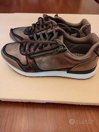 Scarpe da ginnastica