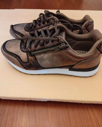 Scarpe da ginnastica