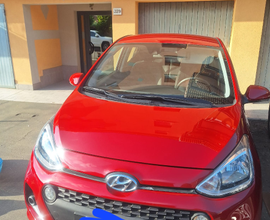 Auto hyundai i10