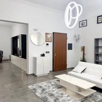 divano letto  grigio e bianco nuovi