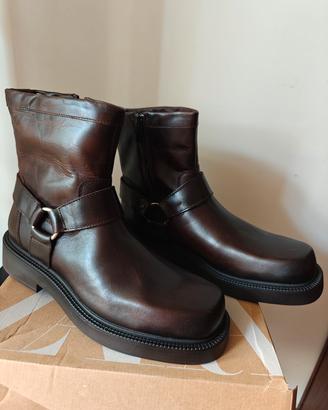 stivaletti pelle Zara 