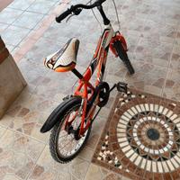 Bicicletta bambino color arancione 
