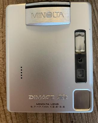 Macchina fotografica Dimage Xt