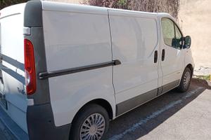 Renault trafic 2  2009