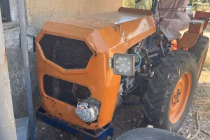 trattore compatto 4×4