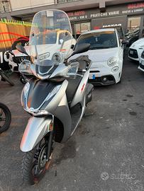 Scooter sh 350 sport