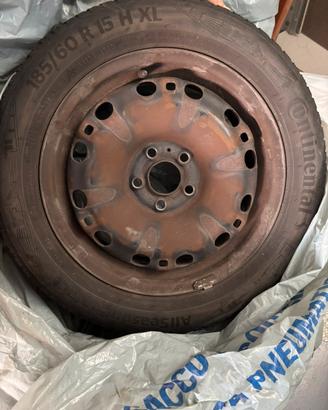 Tre cerchi in ferro WV Polo 6R da 15 p.