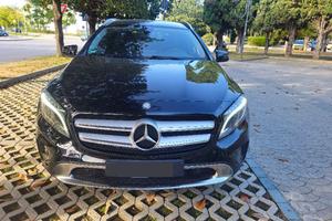 MERCEDEGLA 220D AUTOMATICA 4MATIC SUPER FULL 177CV