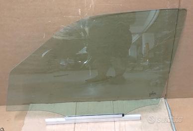 A2027200318 Vetro Porta Sinistra Anteriore Classe 