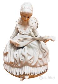 Dama musicista in porcellana Capodimonte vintage