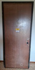 Portone blindato 80x210 mai montato