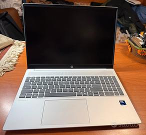 Hp Ominibook 5 Al 16 Pollici 2K Nuovo in Garanzia