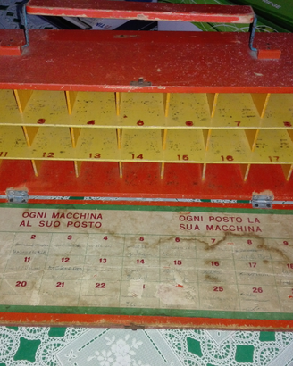 Garage valigia modellini in legno