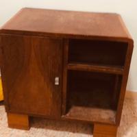 Mobiletto basso vintage in legno