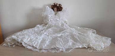 Bambola in porcellana in abito da sposa - Vintage