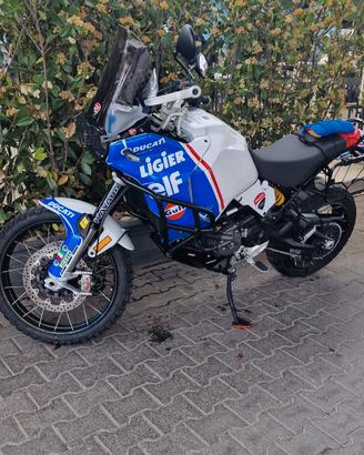 DUCATI DESERTX FULL OPTIONAL