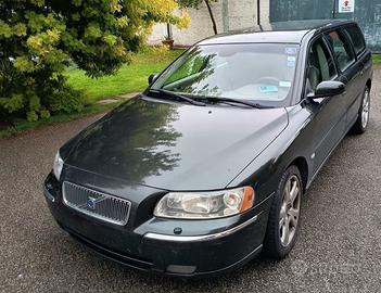 Volvo V70 D5 Summum 185 cv cat