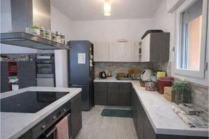 Porzione su due livelli con giardino, terrazzo e c