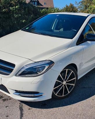 Ricambi per Mercedes classe b w246 ann 2013 2014 2